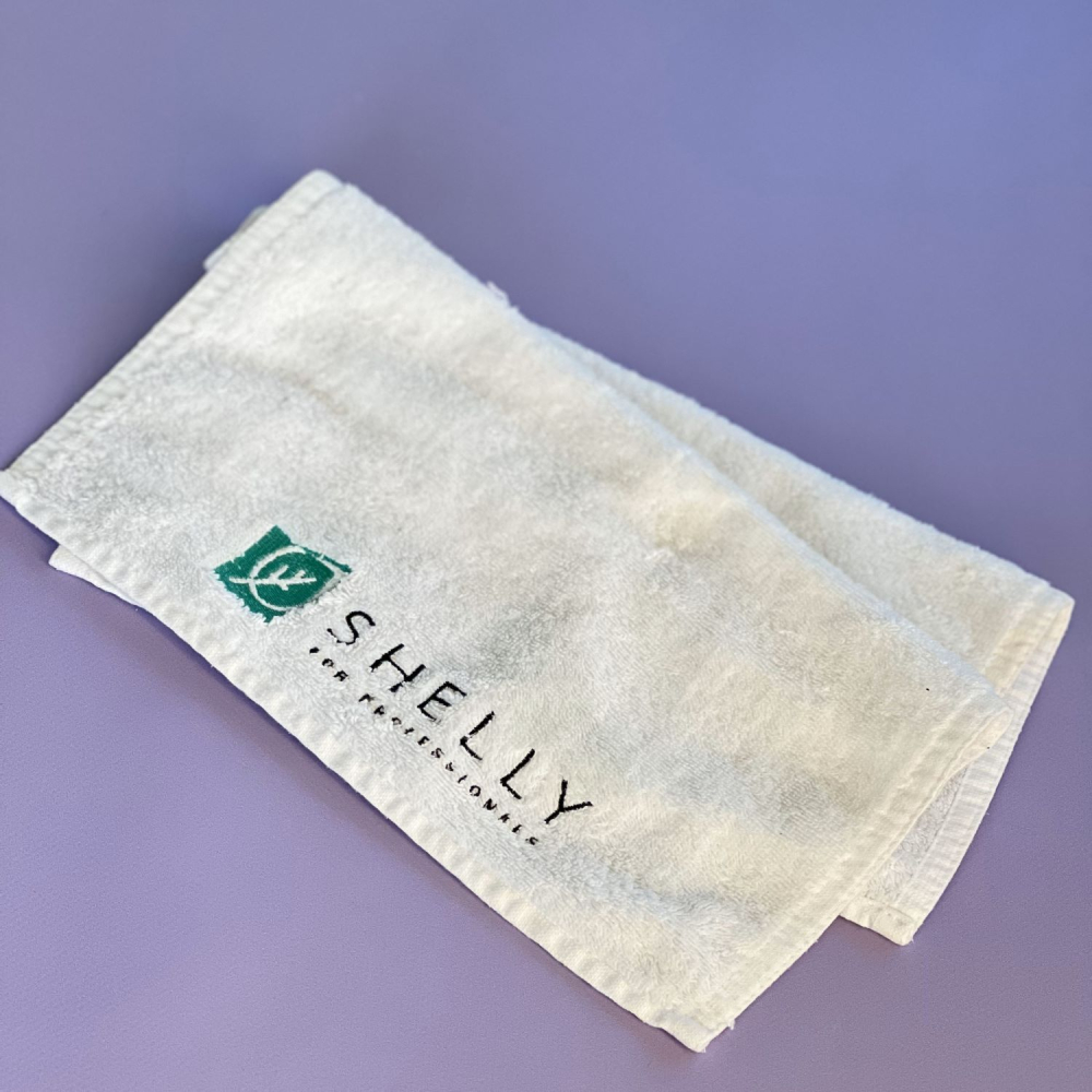 Фірмовий рушник для манікюру Shelly 30х50 см